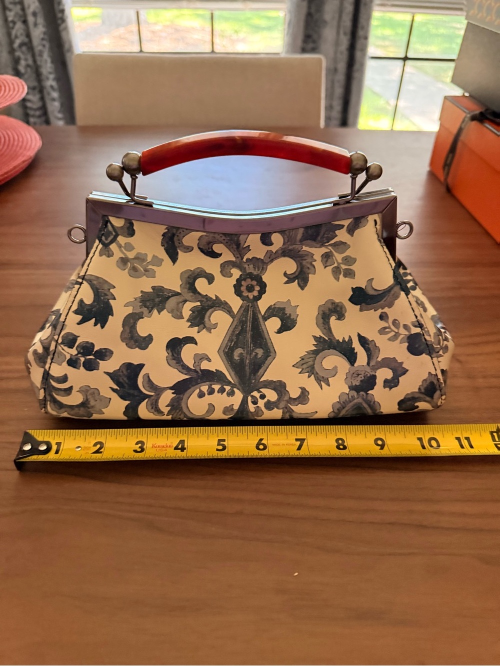 Patricia Nash Cream Floral Frame Clutch with Handle - Picture 4 of 9
